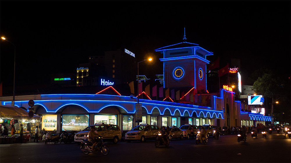 Saigon - sightseeing tour of the city and tunnels