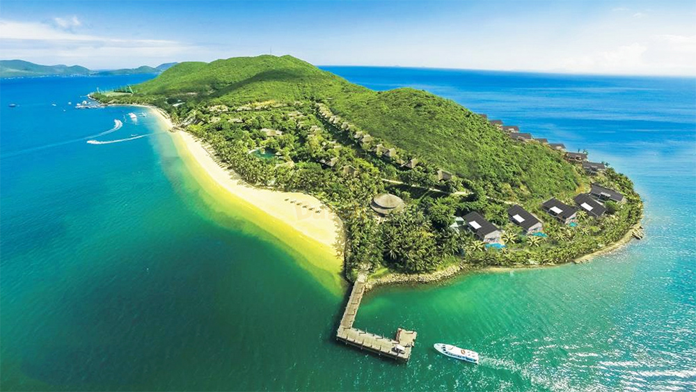 Southern Islands (tour to Hon Tam)